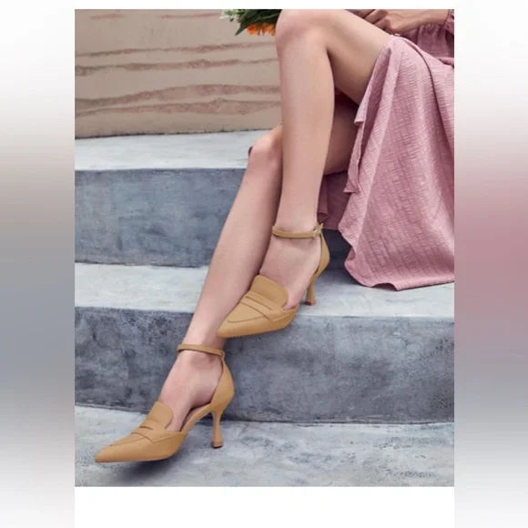 Coutgo Women’s Closed Pointed Toe Heels Ankle Strap Pumps Size 8. New with Box. - Picture 8 of 8